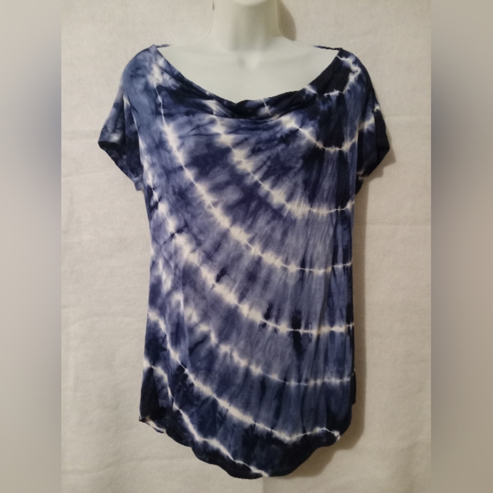 Tryst brand women's cowl neck t-shirt